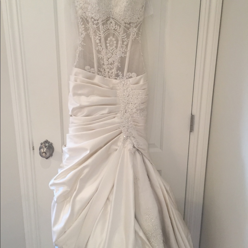 Wedding dress